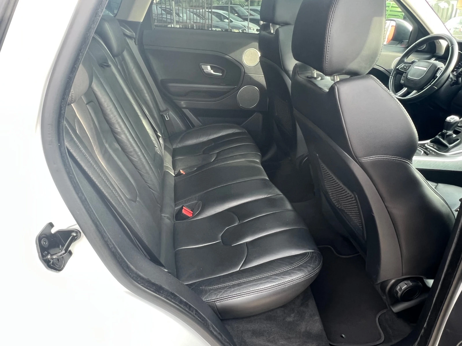 Land Rover Range Rover Evoque, снимка 16 - Автомобили и джипове - 54229790