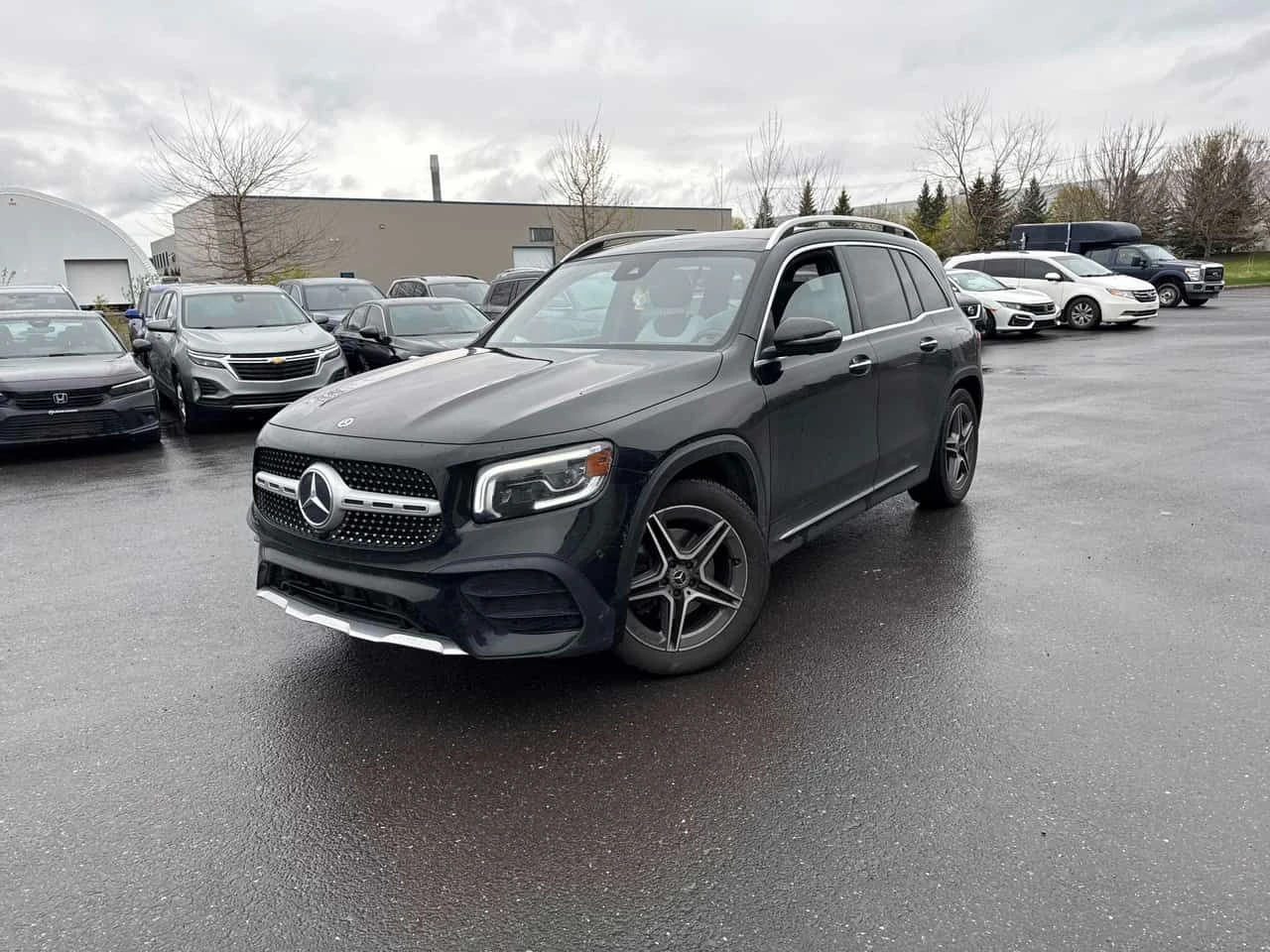 Mercedes-Benz GLB 250 AMG-LINE| DISTR| 360| ПОДГРЕВИ| PANO| АВТОКРЕДИТ