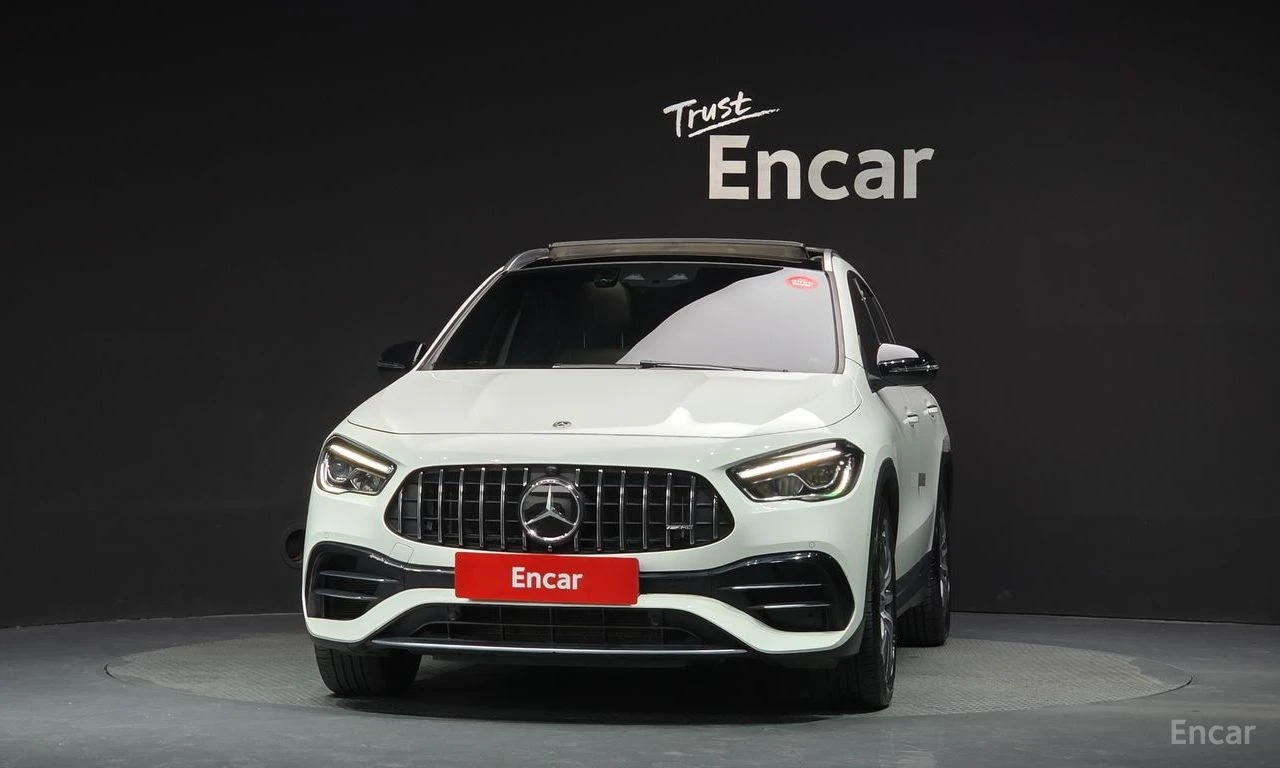 Mercedes-Benz GLA 45 AMG 4MATIC+ * ДИСТРОНИК* ХЕДЪП* LANE* ASSIST* , снимка 3 - Автомобили и джипове - 56045981