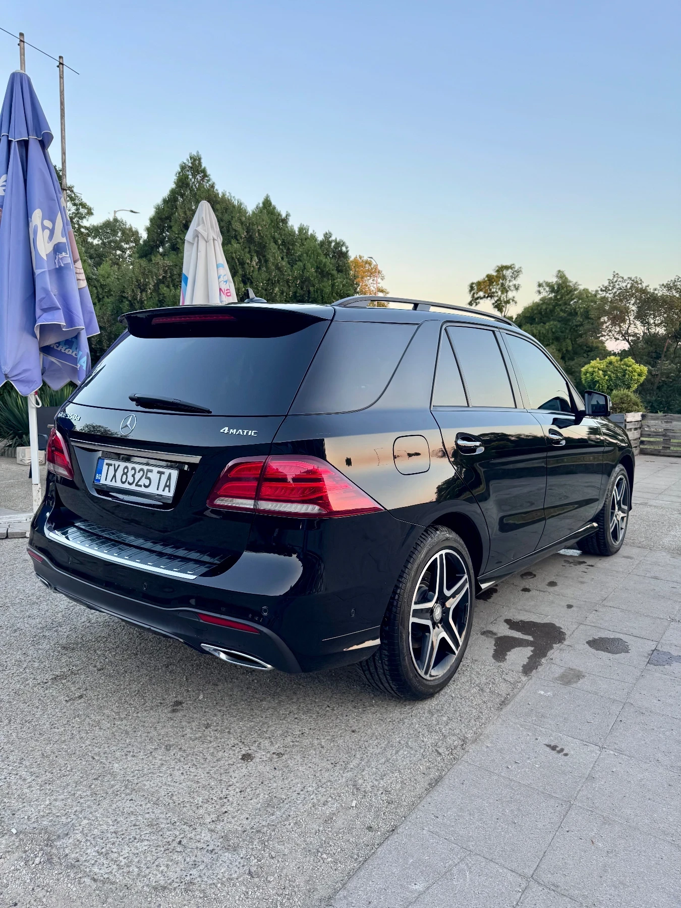 Mercedes-Benz GLE 350 AMG МАСАЖ, снимка 5 - Автомобили и джипове - 56155350