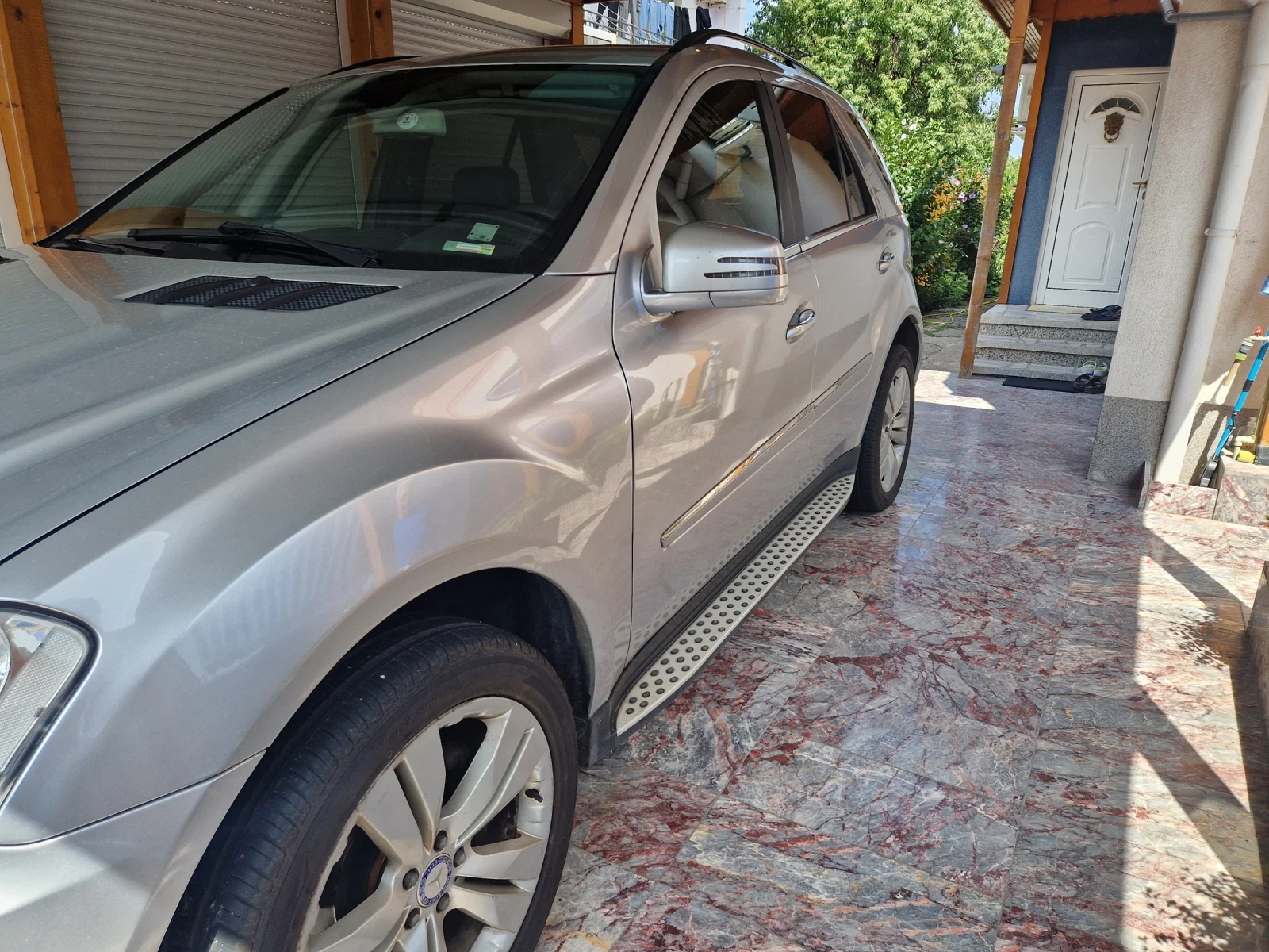 Mercedes-Benz ML 500 Ml 500/306ks-Газ, снимка 3 - Автомобили и джипове - 56590280