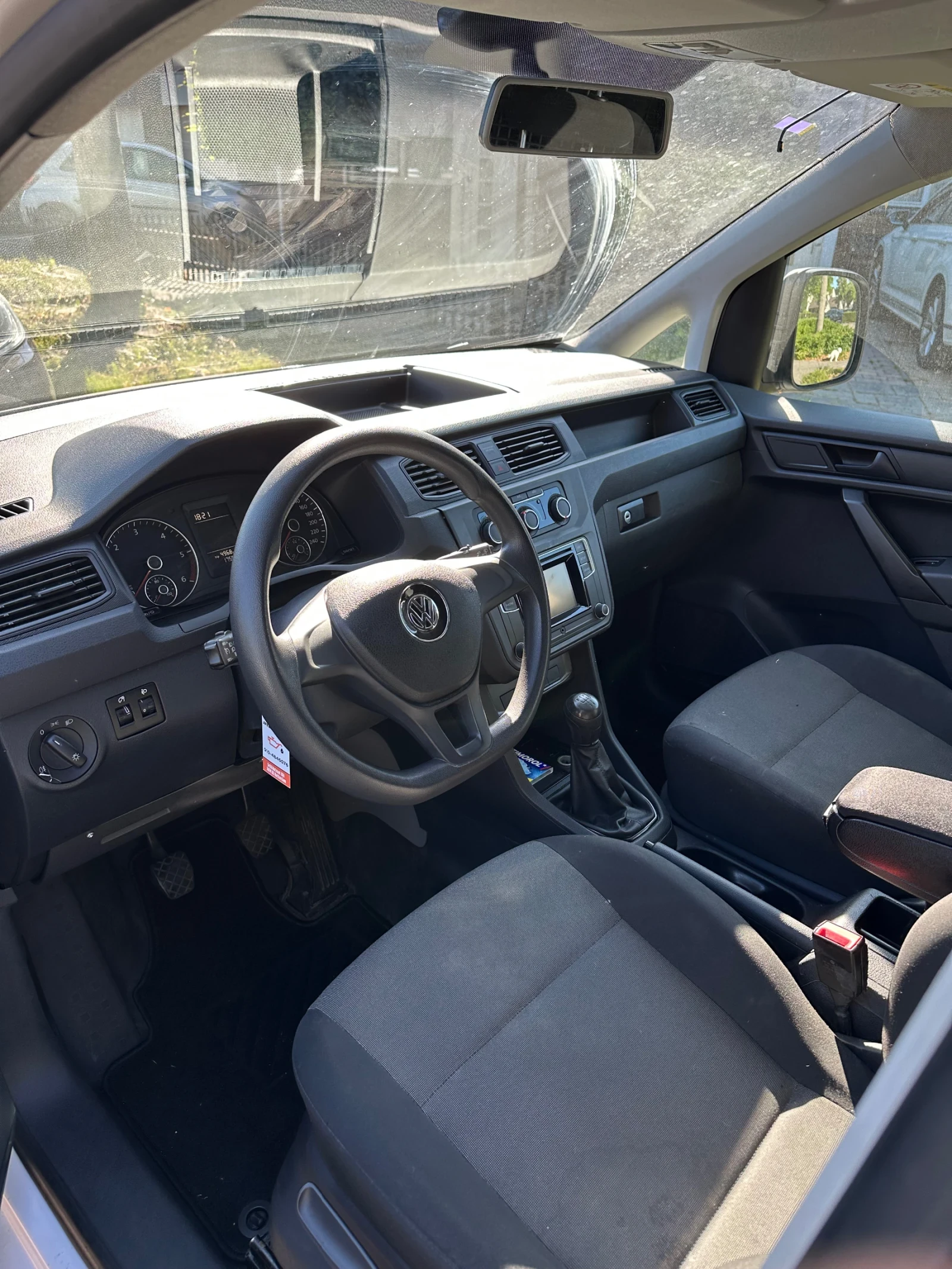 VW Caddy, снимка 4 - Бусове и автобуси - 54184180