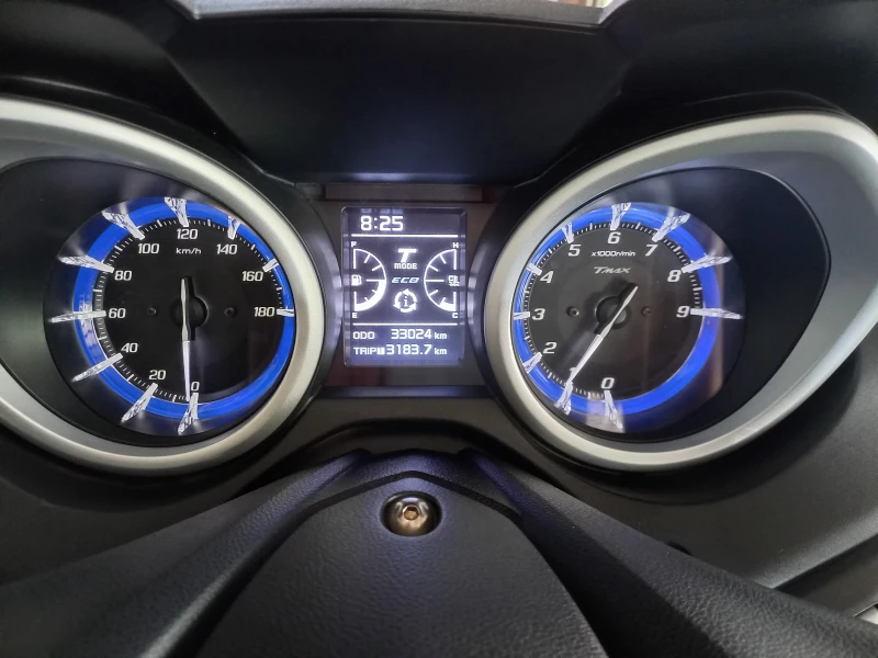 Yamaha T-max 530 ABS TC LED , снимка 12 - Мотоциклети и мототехника - 51757996