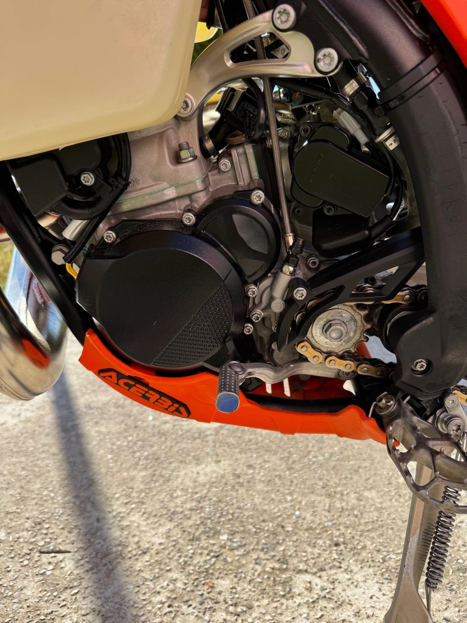 Ktm 300  TBI 2025 - изображение 7
