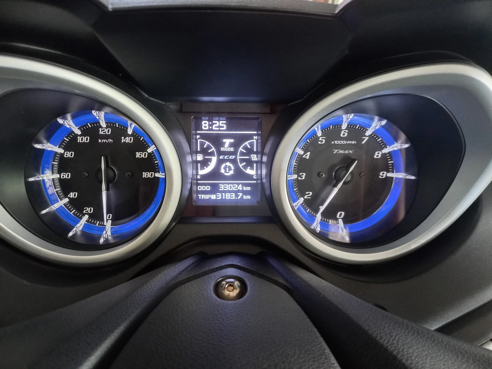 Yamaha T-max 530 ABS TC LED  | Mobile.bg   12