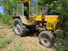 Трактор Болгар TK 80 2 броя , снимка 1