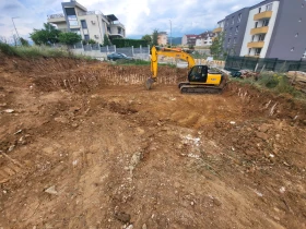 Багер JCB Js180, снимка 1