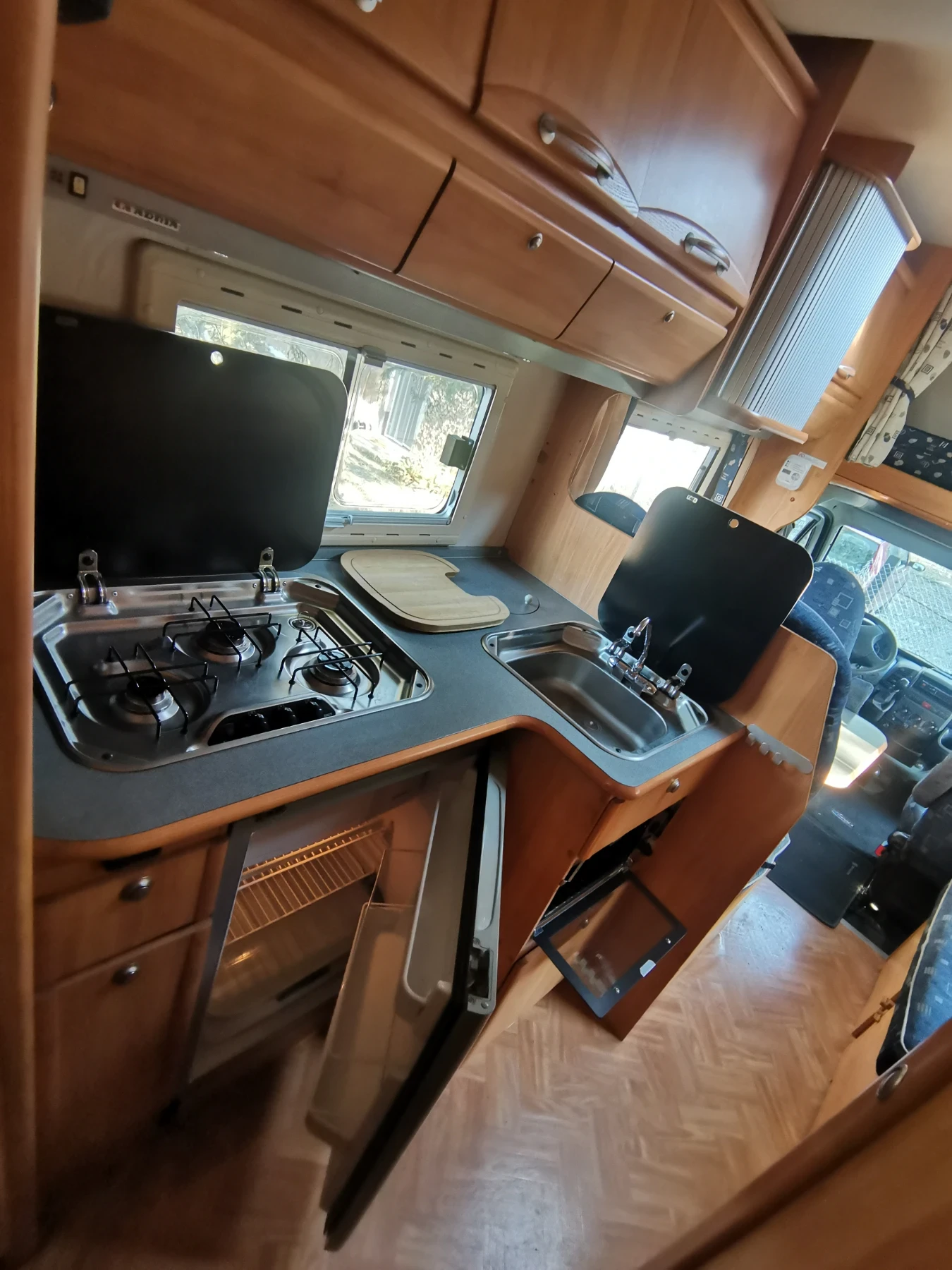 Кемпер Adria Adriatic Coral 660 - изображение 6