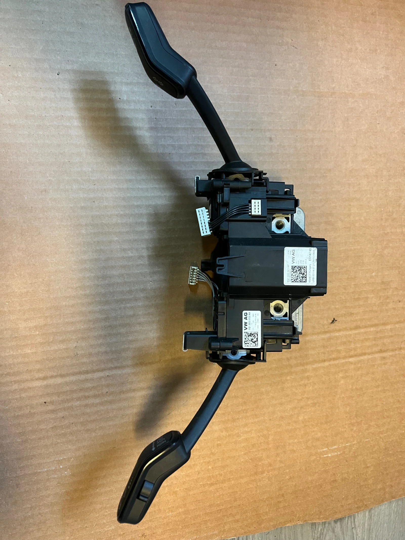 5Q1953521KF     VW T-ROC 5Q1953502AA 5Q1.953.521.KF  5Q1.953.502.AA | Mobile.bg   3