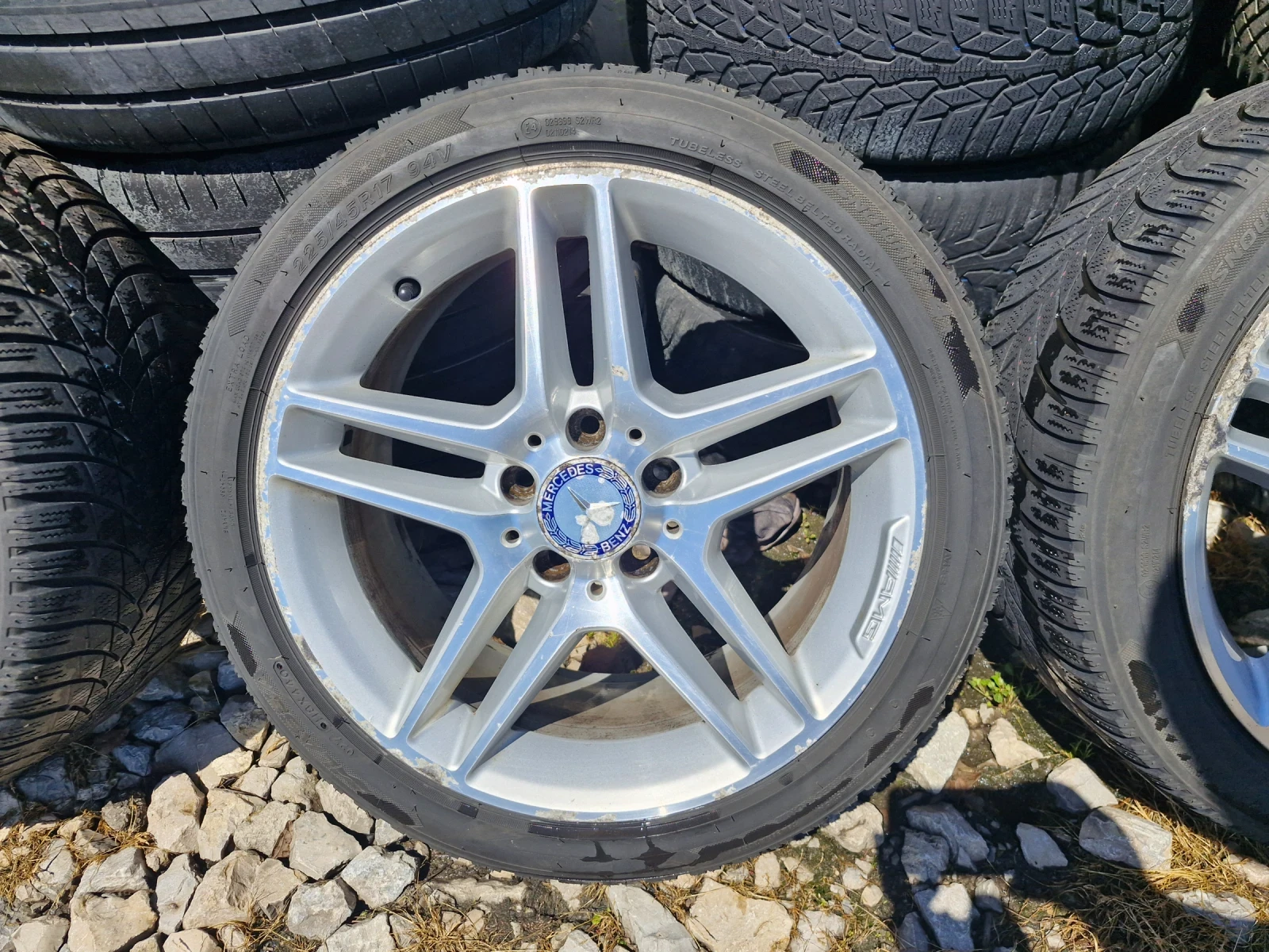    245/40R17 | Mobile.bg   4