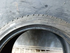 Гуми Всесезонни 245/40R19, снимка 4 - Гуми и джанти - 38420936