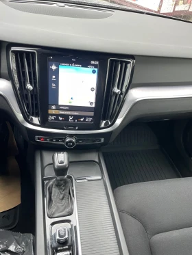 Volvo V60 Cross Country D4 AWD , снимка 16