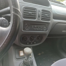 Renault Clio, снимка 9