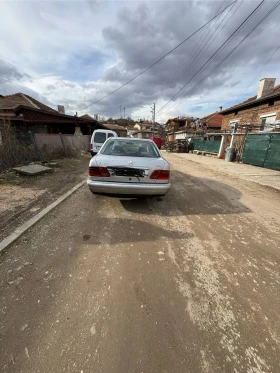 Mercedes-Benz 220 | Mobile.bg    6