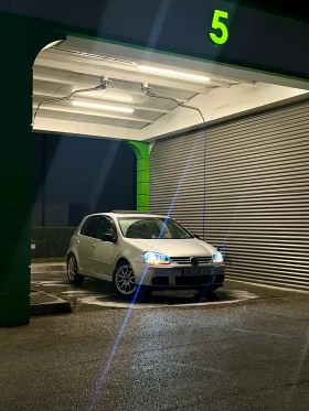 Обява за продажба на VW Golf VW GOLF 5 Facelift ~10 000 лв. - изображение 1 | Auto.bg Обява за продажба на VW Golf VW GOLF 5 Facelift ~10 000 лв. - изображение 1