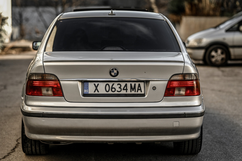 BMW 530, снимка 4 - Автомобили и джипове - 45786119