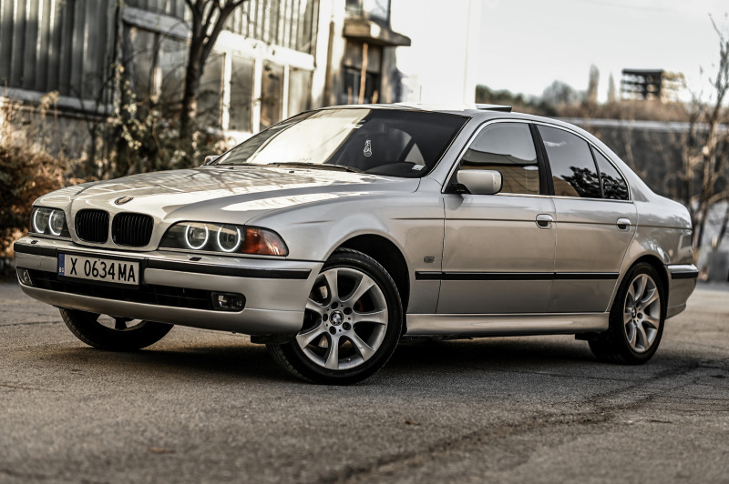 BMW 530, снимка 1 - Автомобили и джипове - 45786119