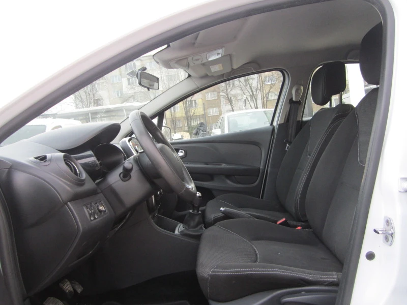 Renault Clio 1.5 dCi, снимка 6 - Автомобили и джипове - 44717258