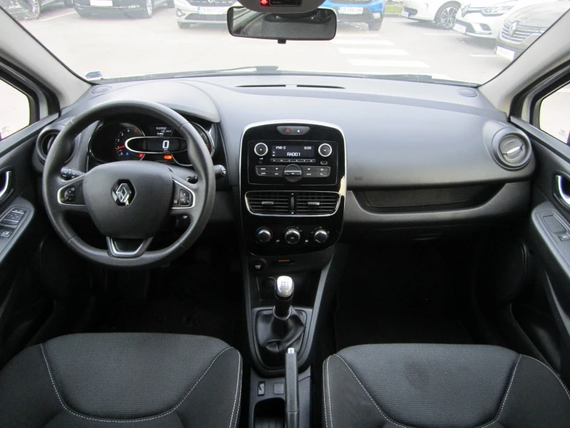 Renault Clio 1.5 dCi, снимка 8 - Автомобили и джипове - 44717258