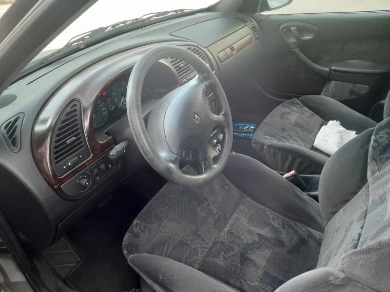 Citroen Xsara 1.6, снимка 6 - Автомобили и джипове - 46399262