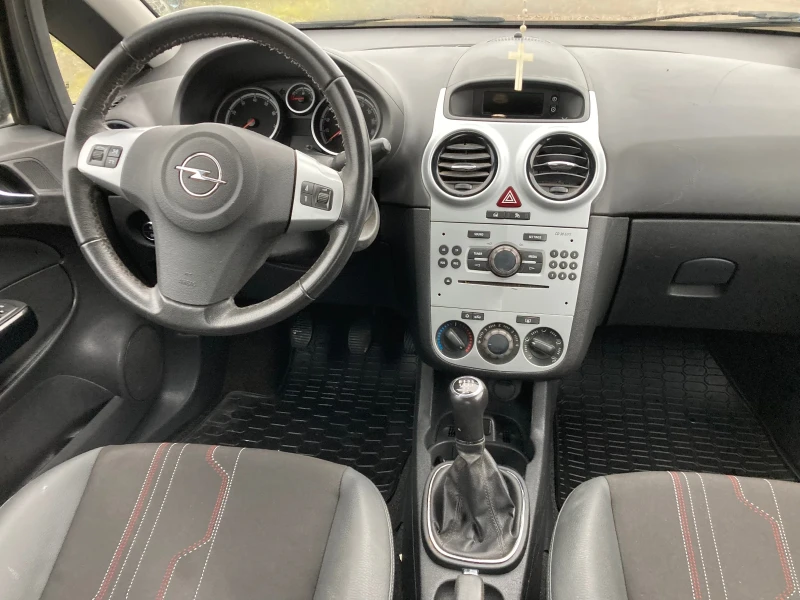 Opel Corsa 1.2 KLIMA, снимка 8 - Автомобили и джипове - 48234752