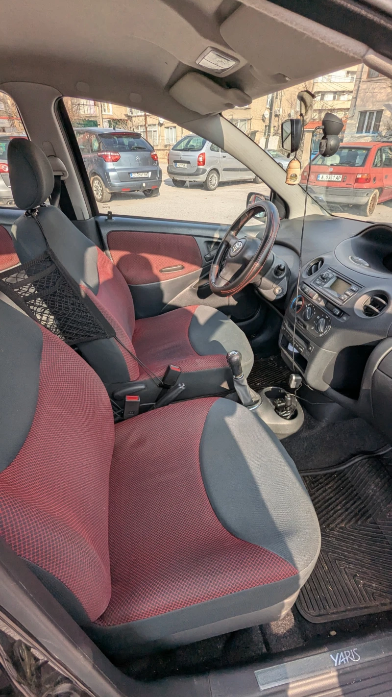 Toyota Yaris, снимка 8 - Автомобили и джипове - 48954991