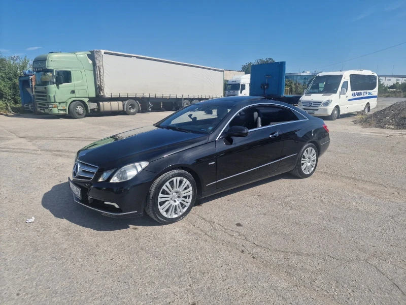 Mercedes-Benz E 350 CGI, снимка 15 - Автомобили и джипове - 48733527