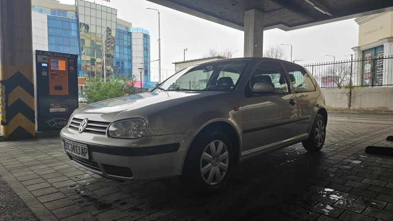 VW Golf Mk 4, снимка 4 - Автомобили и джипове - 48739503