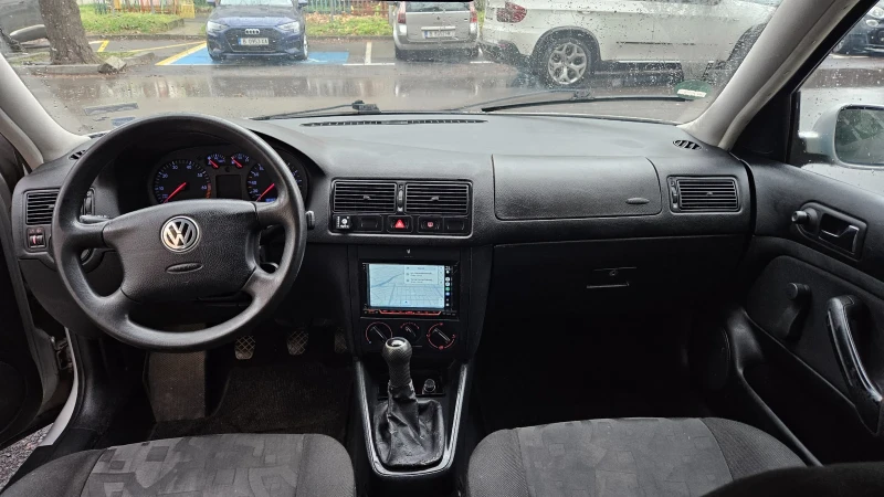 VW Golf Mk 4, снимка 10 - Автомобили и джипове - 48739503