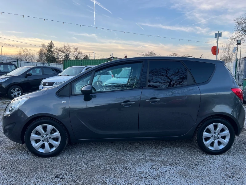 Opel Meriva 1.4* ФАБРИЧНА ГАЗОВА УРЕДБА* , снимка 8 - Автомобили и джипове - 48851955