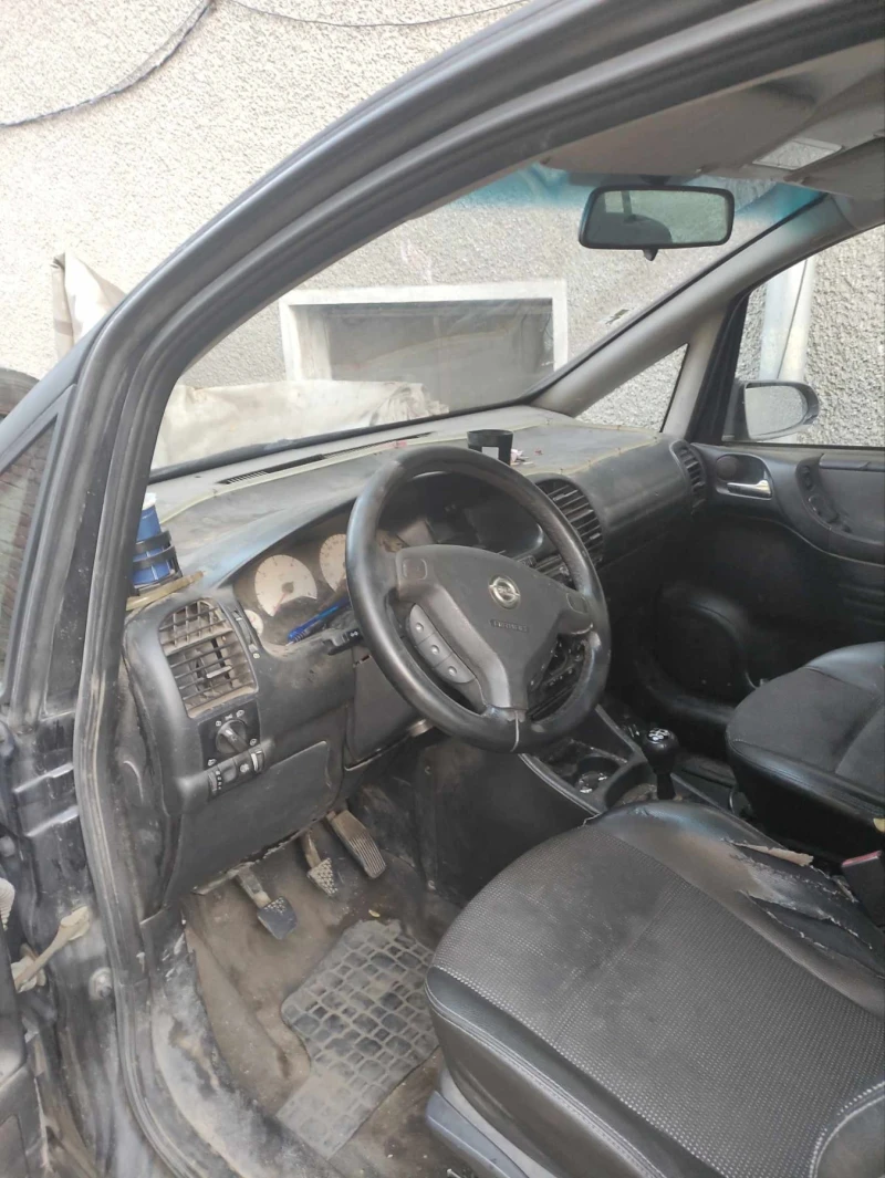 Opel Zafira, снимка 6 - Автомобили и джипове - 49317374