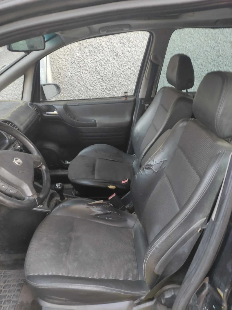 Opel Zafira, снимка 5 - Автомобили и джипове - 49317374