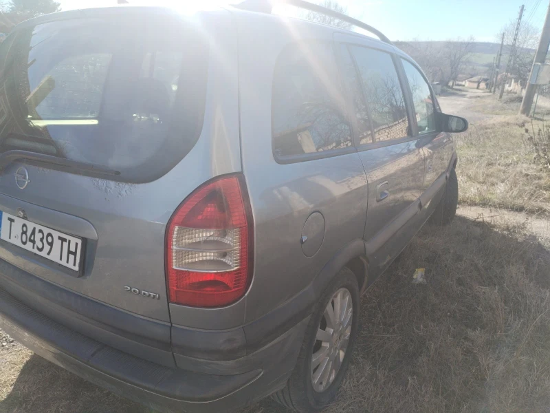 Opel Zafira 2.0dti, снимка 5 - Автомобили и джипове - 49414033