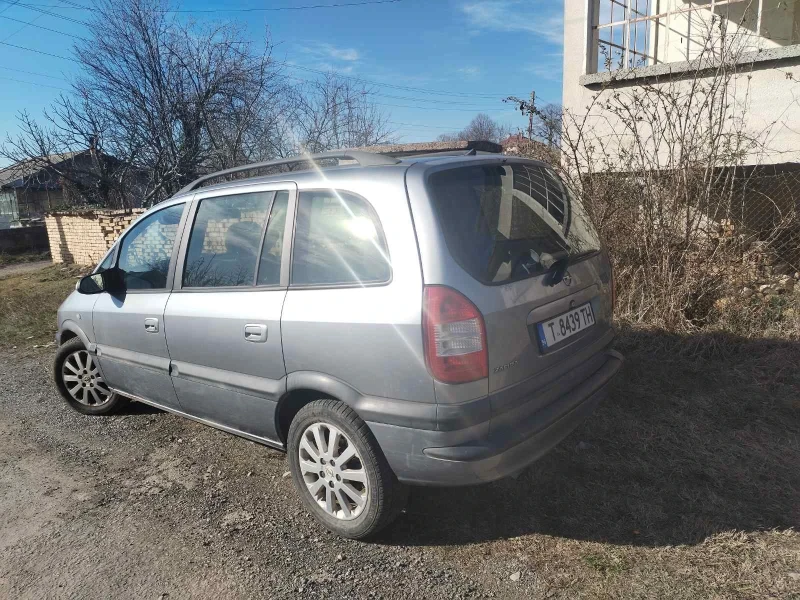 Opel Zafira 2.0dti, снимка 3 - Автомобили и джипове - 49414033