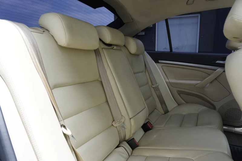 Skoda Octavia 2.0 TDI/Навигация/Кожа, снимка 11 - Автомобили и джипове - 50604986