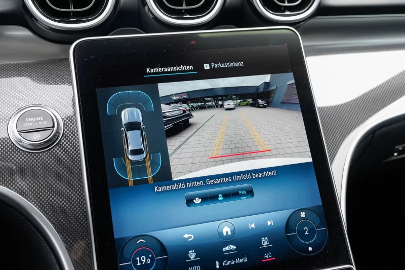 Mercedes-Benz C 180 AMG/170HP/CAM/NIGHT/DAB/ASSIST-PACK/AMBI/689vpr, снимка 12 - Автомобили и джипове - 51127352