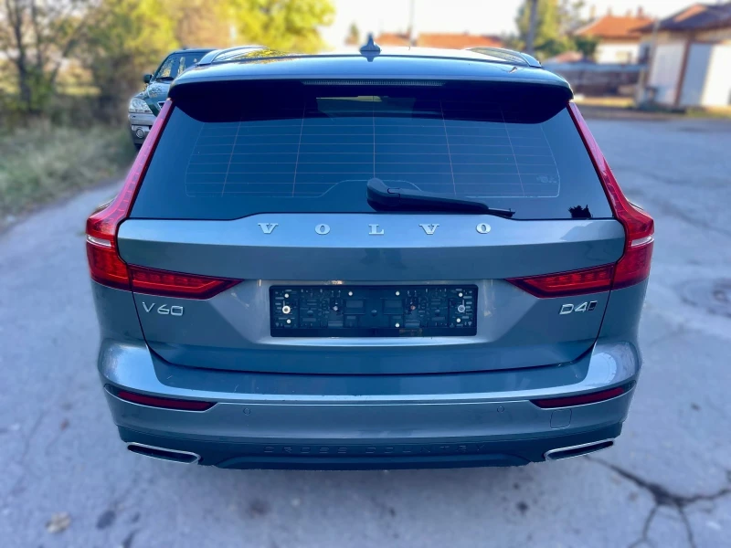 Volvo V60 Cross Country D4 AWD , снимка 4 - Автомобили и джипове - 52225519