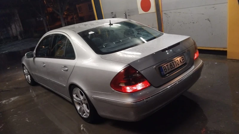 Mercedes-Benz E 400, снимка 7 - Автомобили и джипове - 52503602