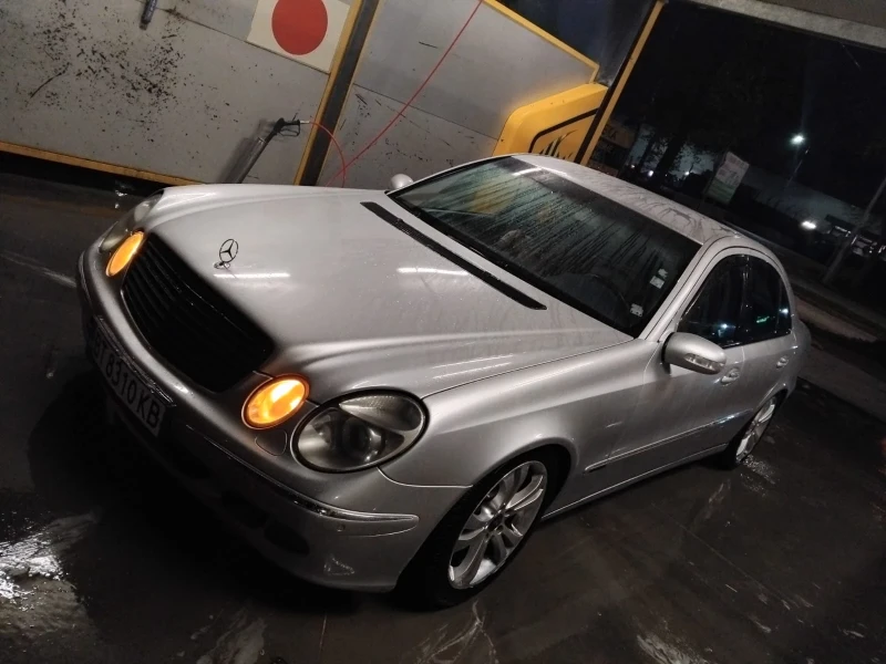 Mercedes-Benz E 400, снимка 4 - Автомобили и джипове - 52503602