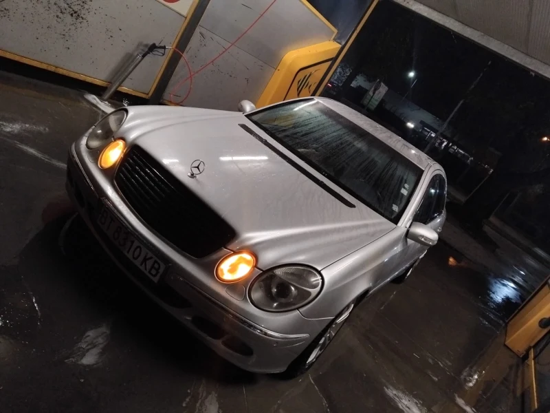 Mercedes-Benz E 400, снимка 3 - Автомобили и джипове - 52503602
