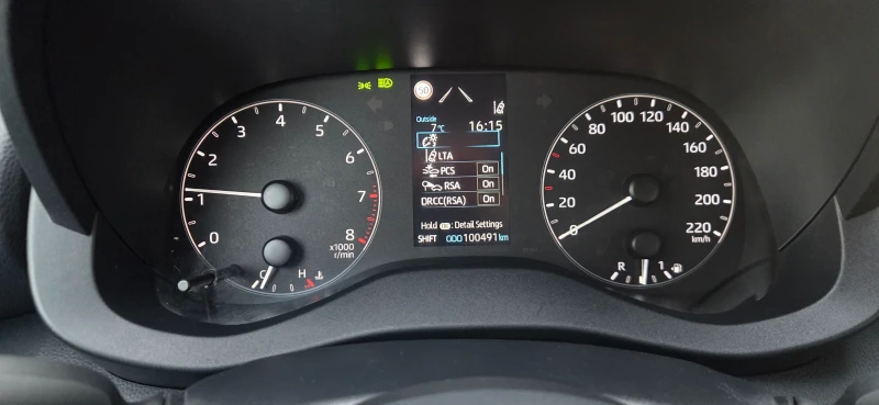 Toyota Yaris ГАРАНЦИЯ 06.2031г., снимка 11 - Автомобили и джипове - 52848987