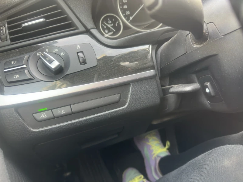 BMW 530, снимка 11 - Автомобили и джипове - 52937463