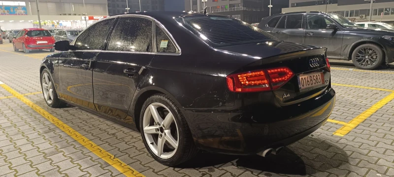 Audi A4 2.0T QUATTRO РЕАЛНИ КИЛОМЕТРИ Виж видеото , снимка 9 - Автомобили и джипове - 53298654
