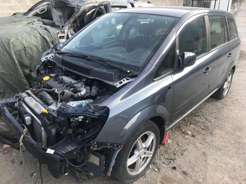 Opel Zafira B,1.9CDTI,Автоматик, снимка 4 - Автомобили и джипове - 24580239