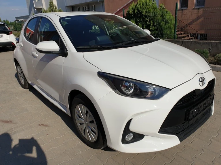 Toyota Yaris, снимка 1 - Автомобили и джипове - 47016322