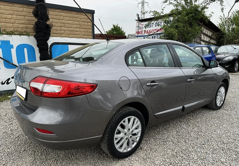 Renault Fluence 1.5dci/AUT/EURO-5B/СОБСТВЕН ЛИЗИНГ, снимка 4 - Автомобили и джипове - 47153255