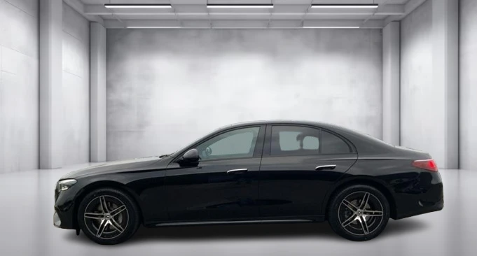 Mercedes-Benz E 220 d 4Matic = AMG Line = Advanced Plus Гаранция, снимка 3 - Автомобили и джипове - 52948935