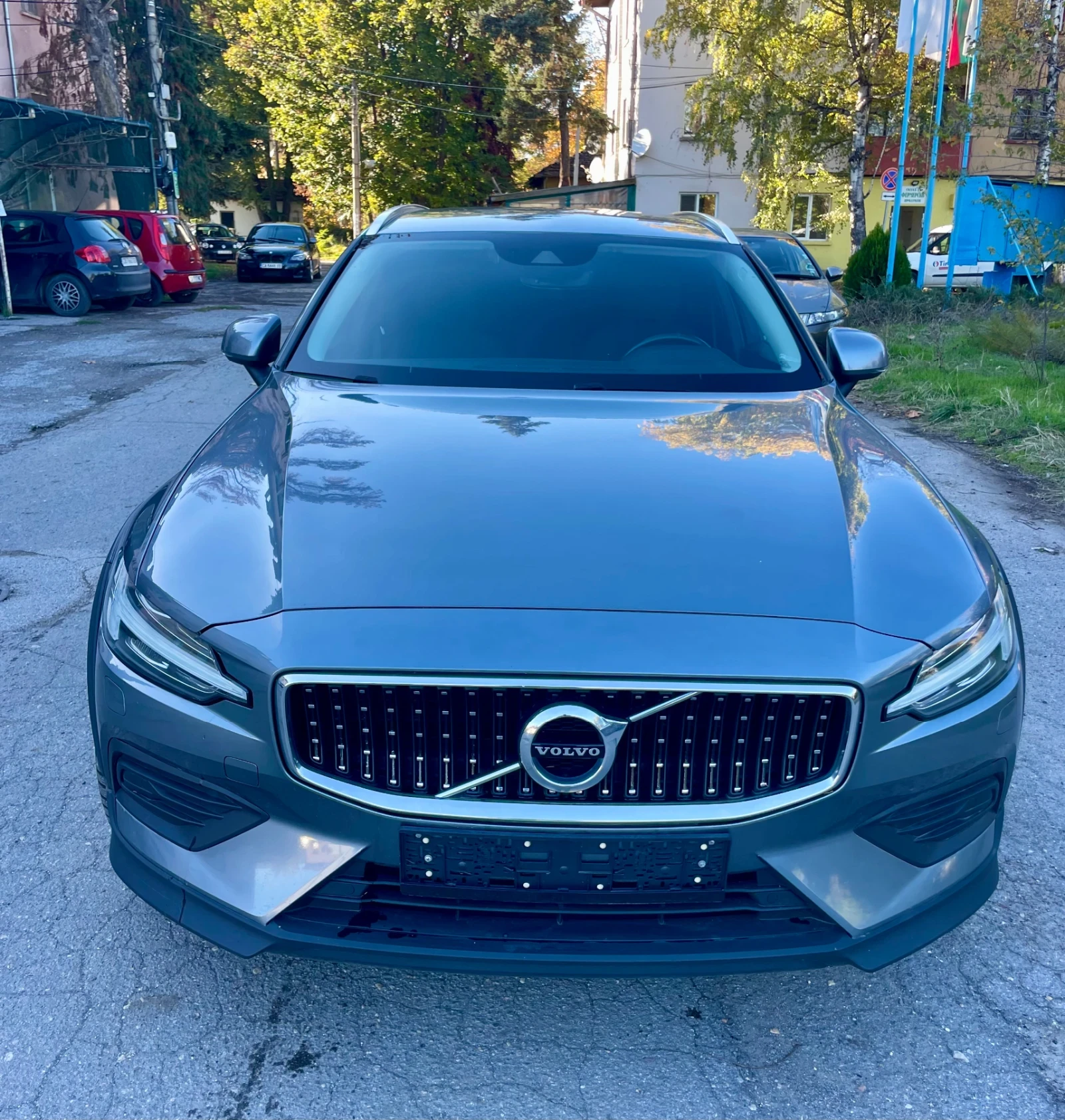 Volvo V60 Cross Country D4 AWD , снимка 1