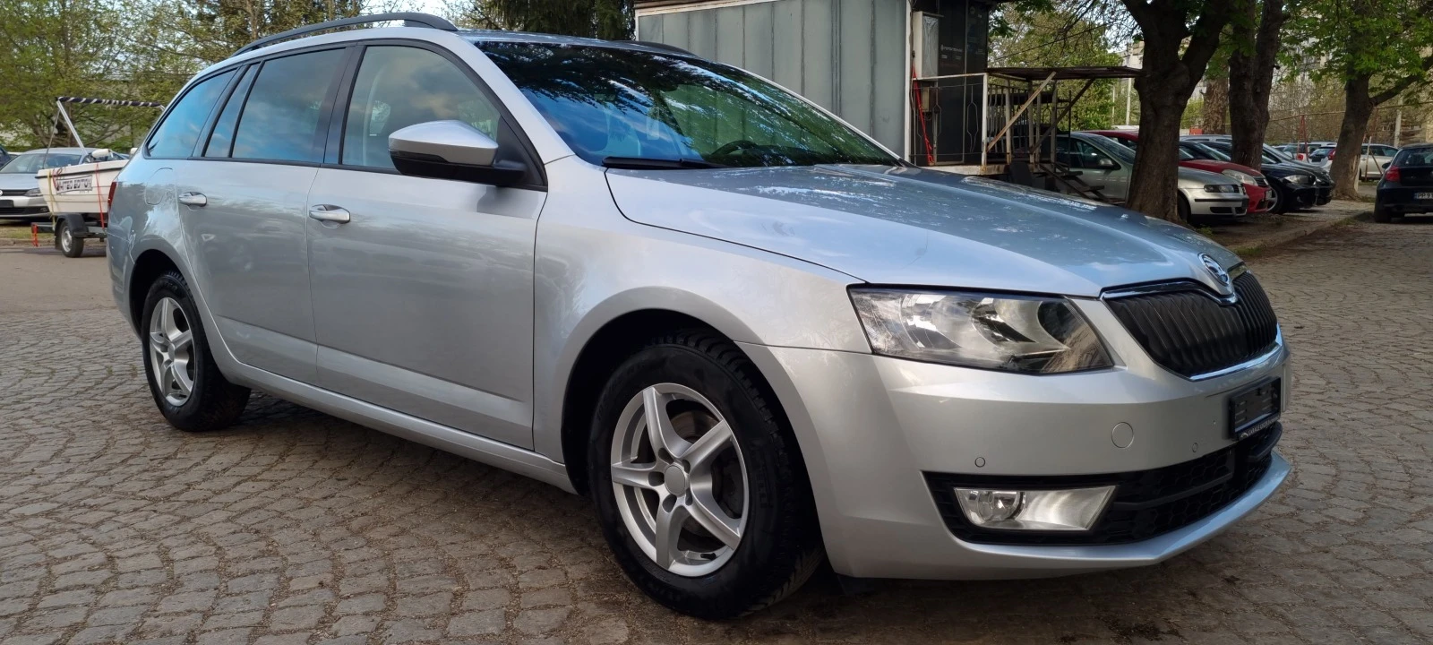 Skoda Octavia 1.6TDI* AVTOMAT* DISTRONIC* NAVI* START/STOP SWISS - изображение 3