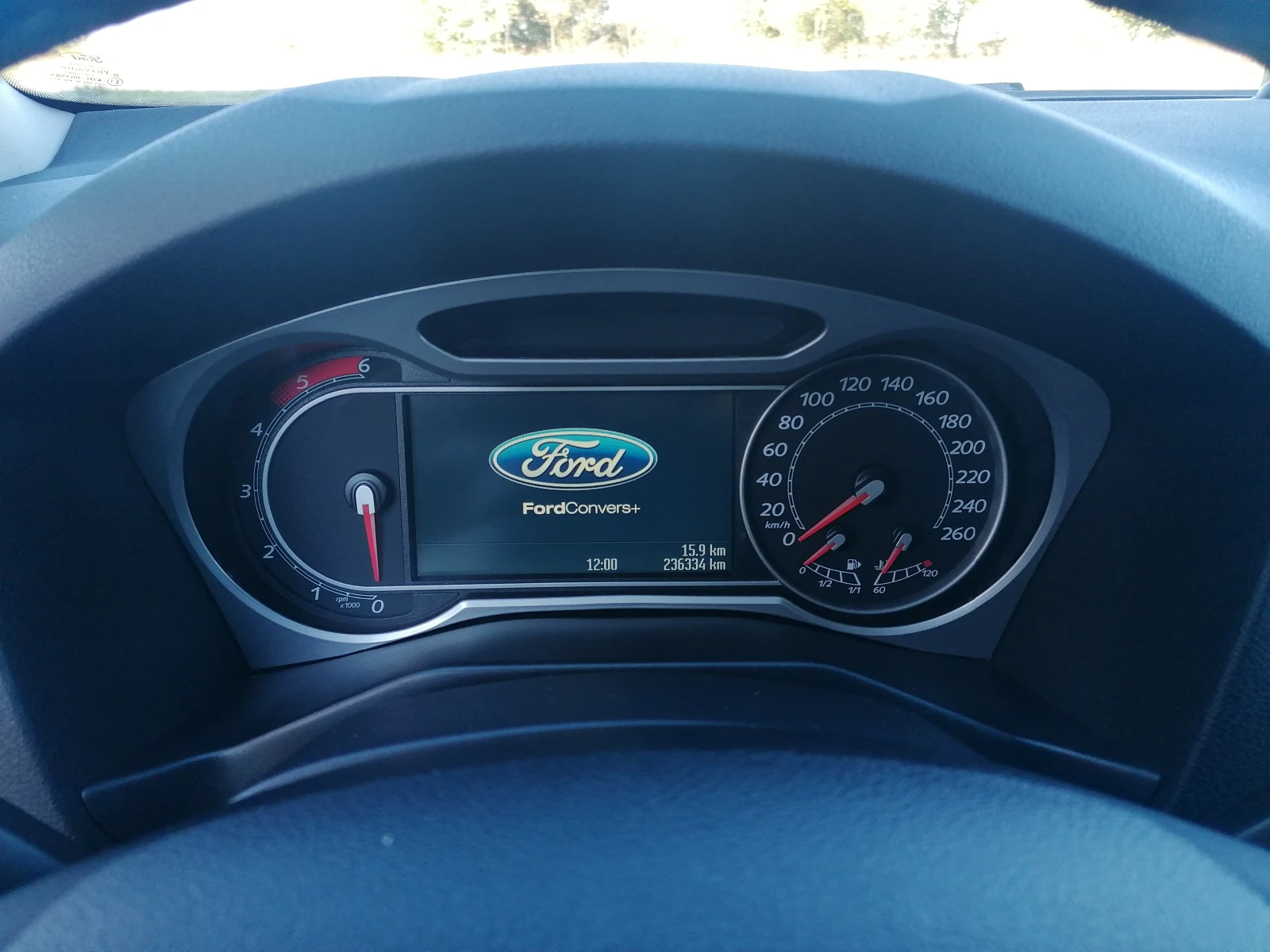 Ford Mondeo 2.0 TDCI 6SK  - изображение 10